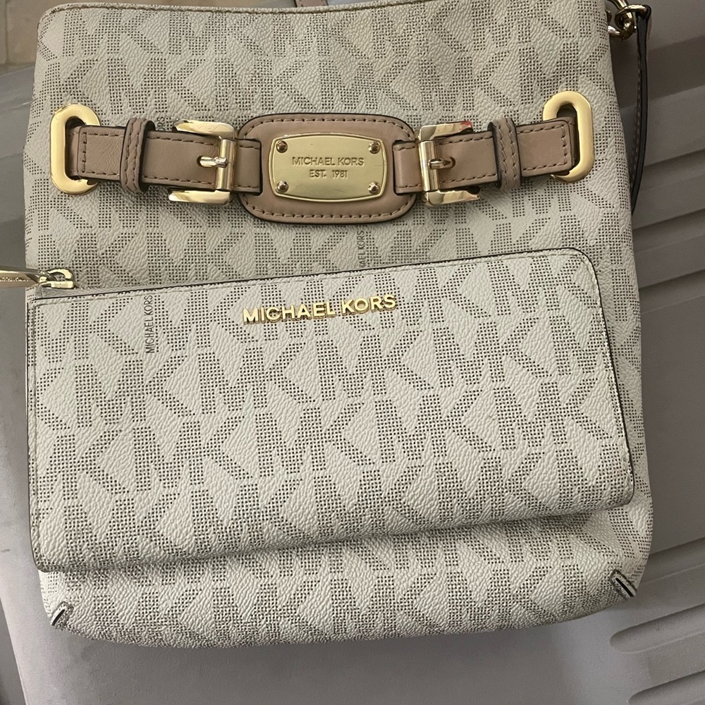 Michael kors and matching wallet